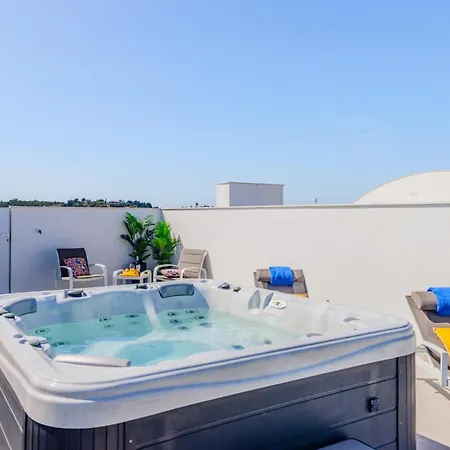 The Ocean Penthouse Vr2-5a شقة *