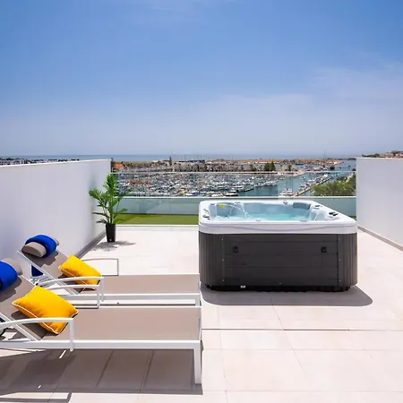 The Ocean Penthouse Vr2-5a